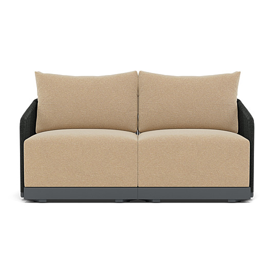Villa Loveseat